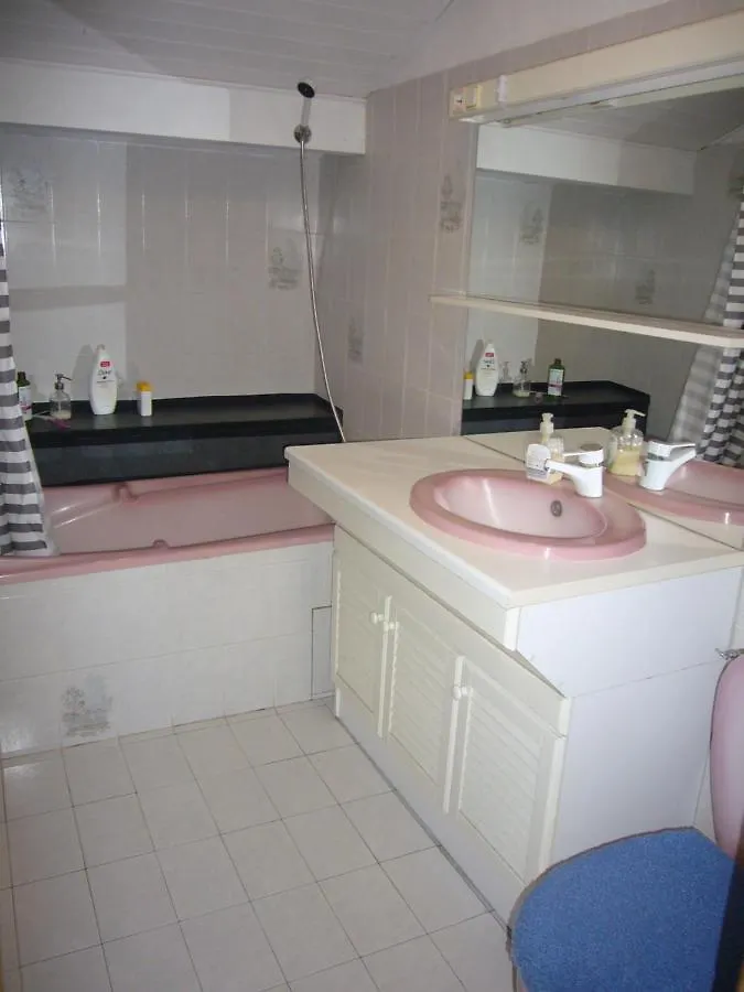 Zimmer Mit Fruehstueck Challes-les-Eaux Bed & Breakfast